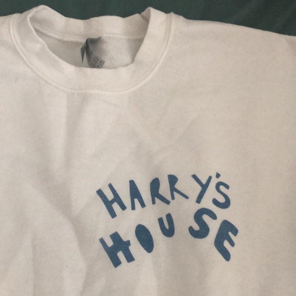 Harry’s House White Crewneck Sweatshirt Medium - Picture 2 of 7